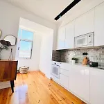 Morais A Stylish Flat For A Memorable * Lisboa
