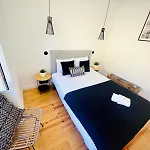 Morais A Stylish Flat For A Memorable Appartamento Lisbona