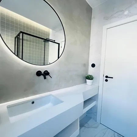 Morais A Stylish Flat For A Memorable *