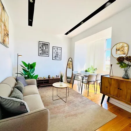 Morais A Stylish Flat For A Memorable * リスボン